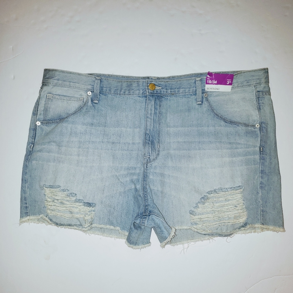 Mossimo Size 18 Boyfriend Midi Ripped Shorts